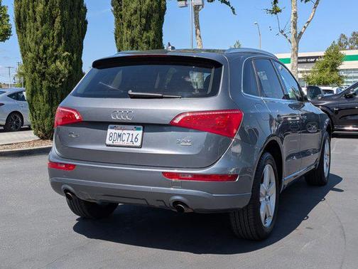 Monsoon Gray Metallic 2012 Audi Q5 2.0T Premium Plus