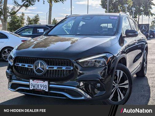 Night Black 2026 Mercedes-Benz GLA 250 4MATIC