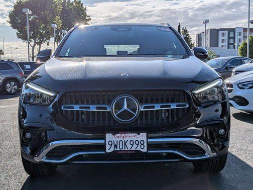Night Black 2026 Mercedes-Benz GLA 250 4MATIC