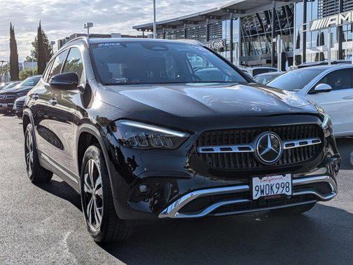 Night Black 2026 Mercedes-Benz GLA 250 4MATIC