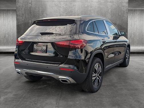 2025 Mercedes-Benz GLA 250 Base