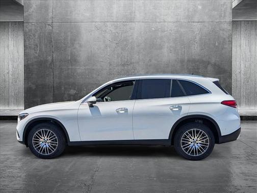 2025 Mercedes-Benz GLC 300 4MATIC