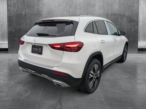 2025 Mercedes-Benz GLA 250 Base