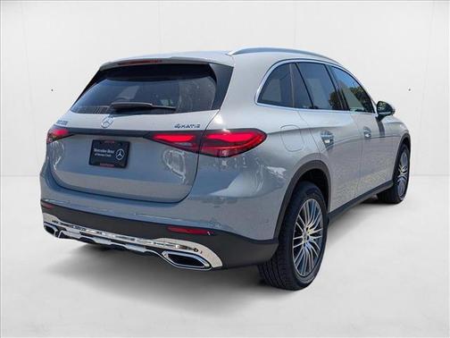 2025 Mercedes-Benz GLC 300 4MATIC