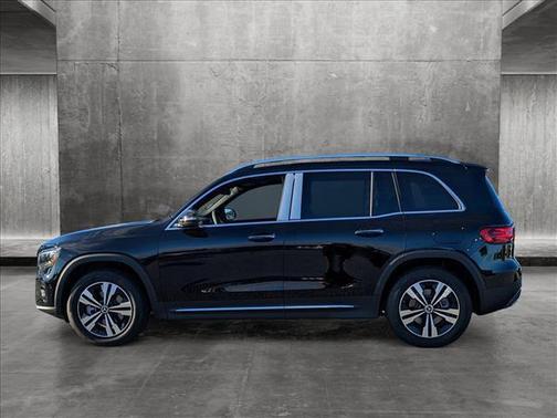 2025 Mercedes-Benz GLB 250 4MATIC