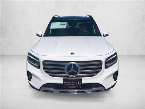 Polar White 2026 Mercedes-Benz GLB 250 Base