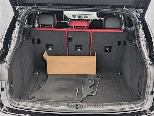 2020 Porsche Macan Turbo