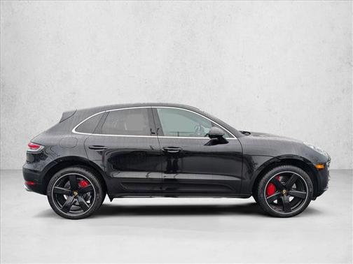 2020 Porsche Macan Turbo