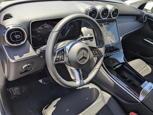2025 Mercedes-Benz GLC 350e Base