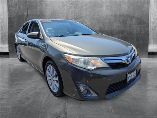 2013 Toyota Camry Hybrid XLE
