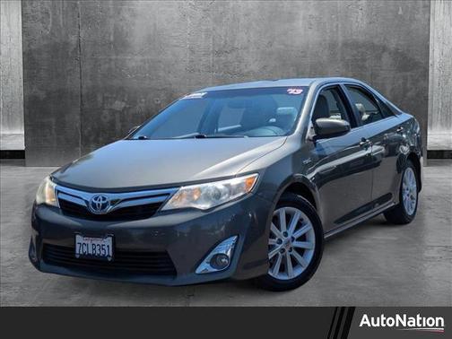 2013 Toyota Camry Hybrid XLE