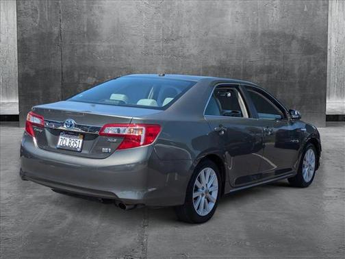 2013 Toyota Camry Hybrid XLE