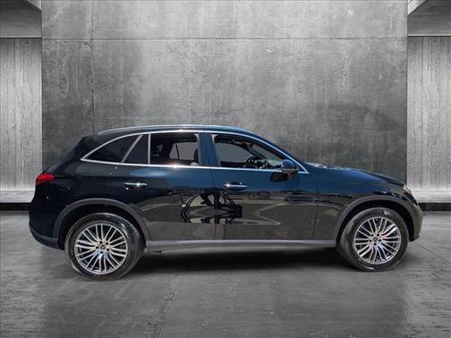 2025 Mercedes-Benz GLC 300 Base