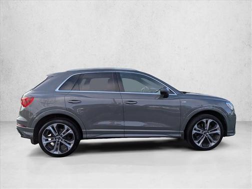 2020 Audi Q3 45 S line Prestige