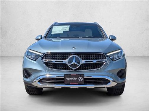 Verde Silver Metallic 2026 Mercedes-Benz GLC 300 Base