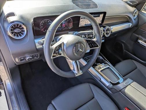2026 Mercedes-Benz GLB 250 4MATIC