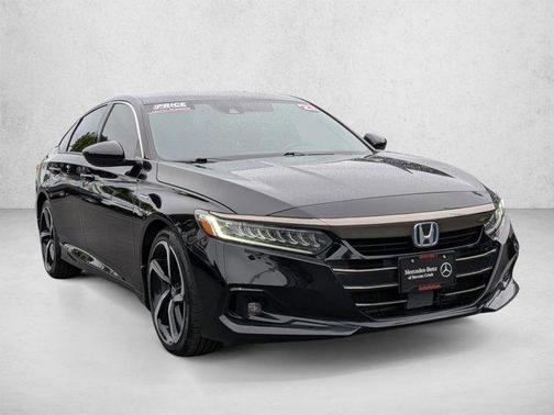 Crystal Black Pearl 2022 Honda Accord Hybrid Sport