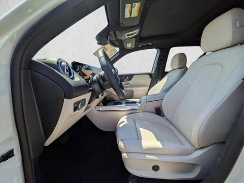 Polar White 2026 Mercedes-Benz GLB 250 Base