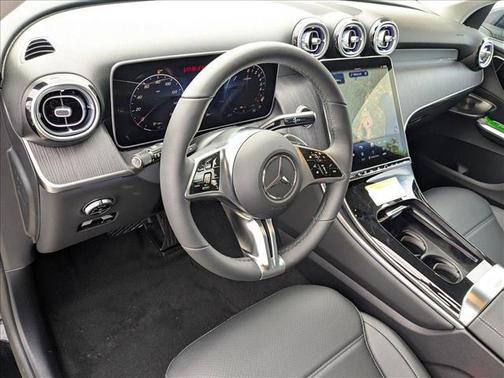 2025 Mercedes-Benz GLC 350e Base