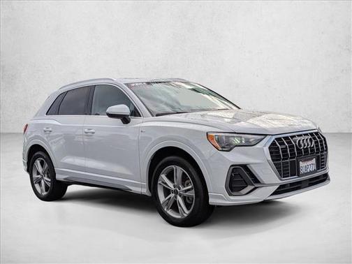 2021 Audi Q3 45 S line Premium