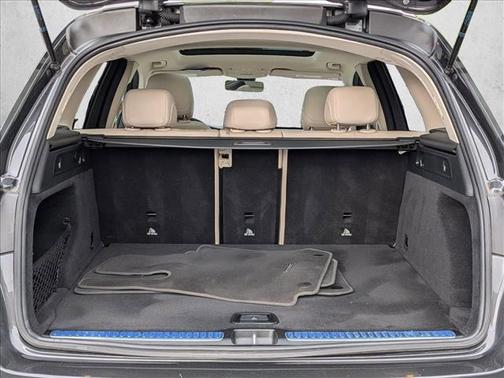 Graphite Grey Metallic 2021 Mercedes-Benz GLC 300 4MATIC