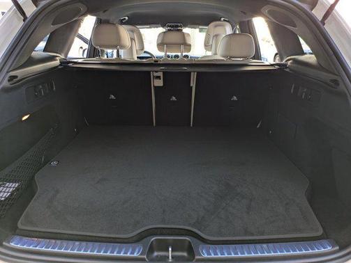 2025 Mercedes-Benz GLC 350e Base