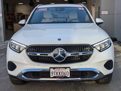 2025 Mercedes-Benz GLC 350e Base