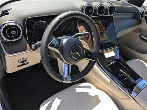 2025 Mercedes-Benz GLC 350e Base