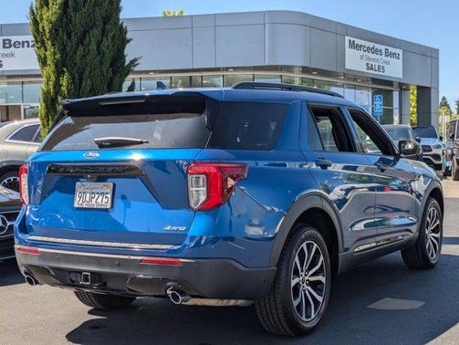 2022 Ford Explorer ST-Line