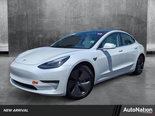 2019 Tesla Model 3 Long Range