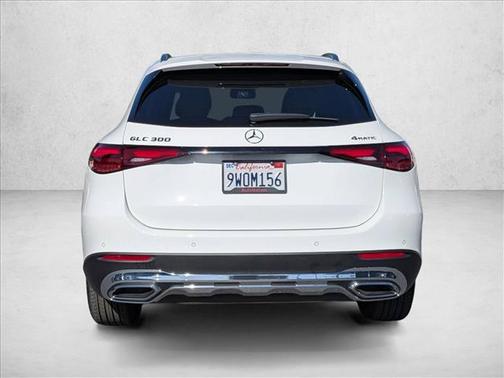 Polar White 2026 Mercedes-Benz GLC 300 4MATIC