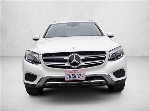 designo Diamond White Metallic 2017 Mercedes-Benz GLC 300 4MATIC