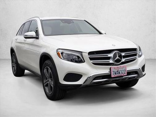 designo Diamond White Metallic 2017 Mercedes-Benz GLC 300 4MATIC