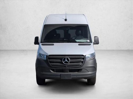 Arctic White 2026 Mercedes-Benz Sprinter 2500 Standard Roof