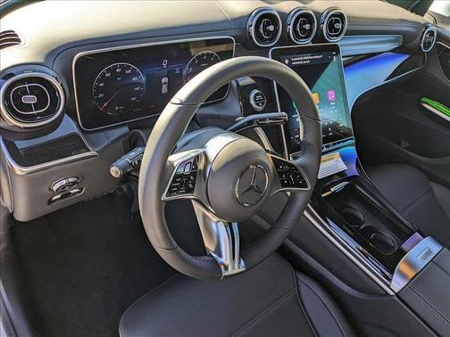 2025 Mercedes-Benz GLC 300 Base