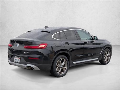 2022 BMW X4 xDrive30i