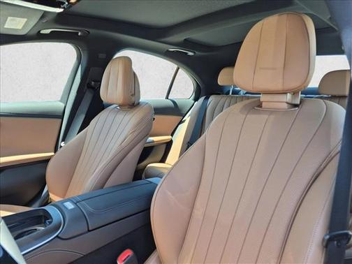 Obsidian Black Metallic 2026 Mercedes-Benz E-Class 4MATIC