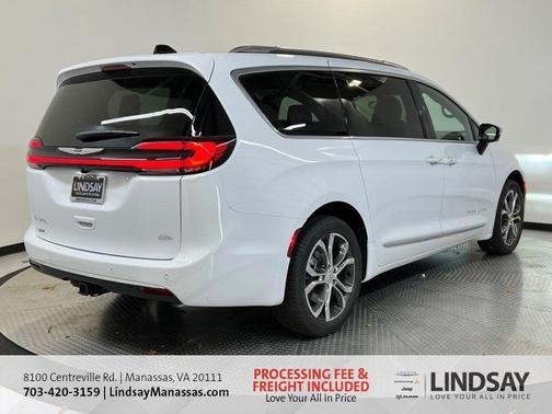 2026 Chrysler Pacifica Pinnacle