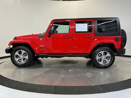 2017 Jeep Wrangler Unlimited Sahara