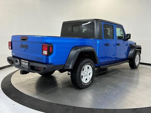 2020 Jeep Gladiator Sport