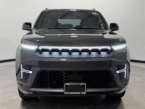 2026 Jeep Grand Wagoneer LIMITED