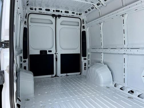2025 RAM ProMaster 2500 High Roof