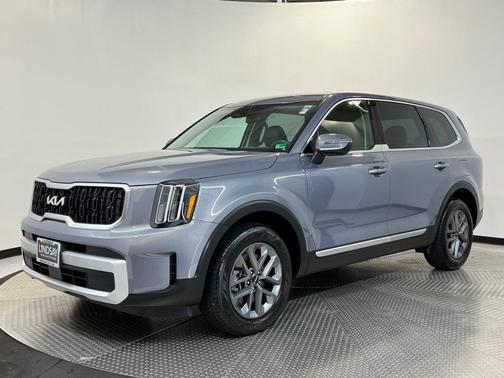 2024 Kia Telluride LX