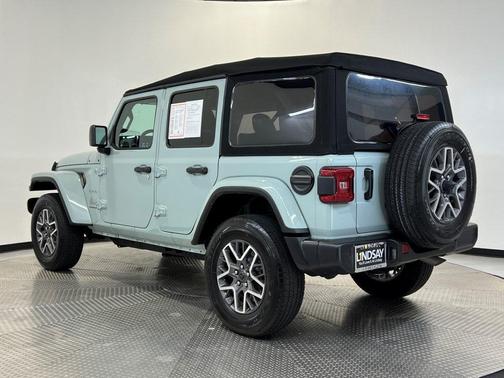 2024 Jeep Wrangler Sahara