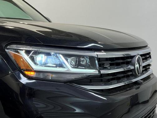 2022 Volkswagen Atlas 3.6L SEL Premium R-Line