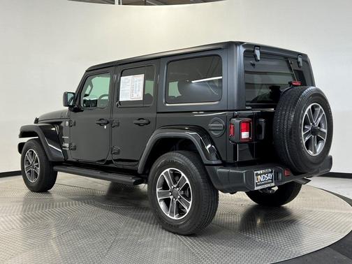 2023 Jeep Wrangler Sahara