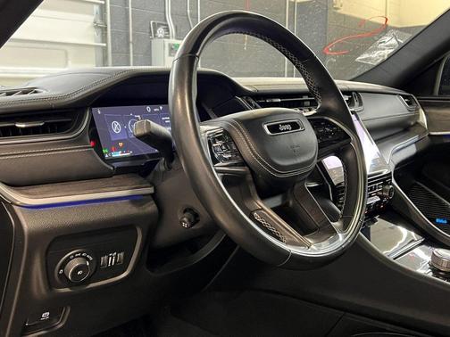 2022 Jeep Grand Cherokee L Overland