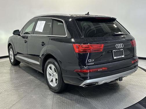 Orca Black Metallic 2019 Audi Q7 45 Premium