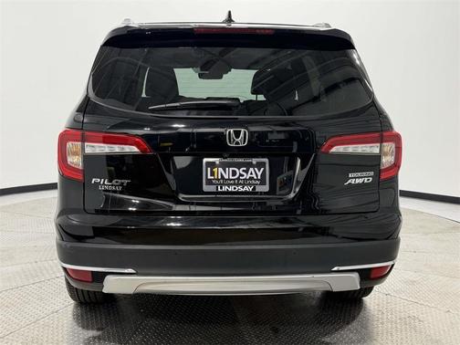 2022 Honda Pilot Touring 7-Passenger