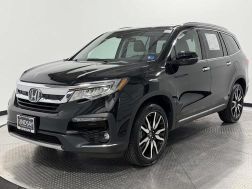2022 Honda Pilot Touring 7-Passenger